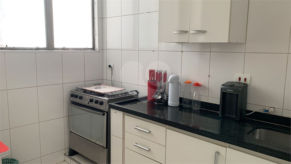 Apartamento com 3 dormitórios, em Pinheiros, localizado em área nobre