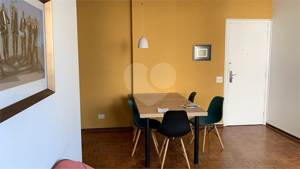 Apartamento com 3 dormitórios, em Pinheiros, localizado em área nobre