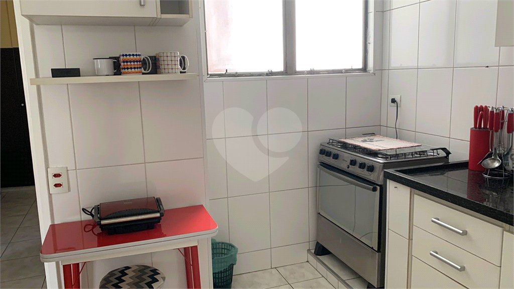 Apartamento com 3 dormitórios, em Pinheiros, localizado em área nobre
