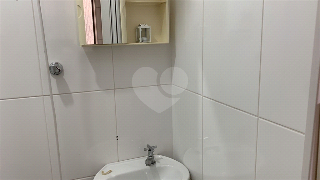 Apartamento com 3 dormitórios, em Pinheiros, localizado em área nobre