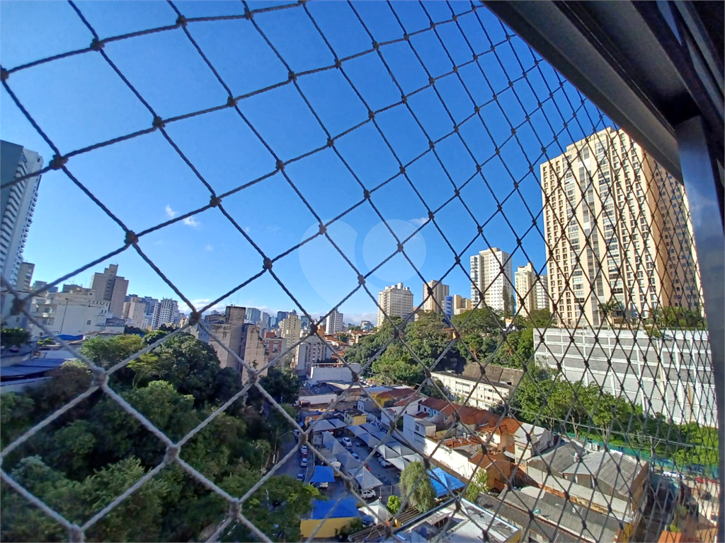 BELA VISTA– 43 m2  Apto reformado ,mobiliado c/ eletrodomésticos, 1 dorm, sala, cozinha, banheiro