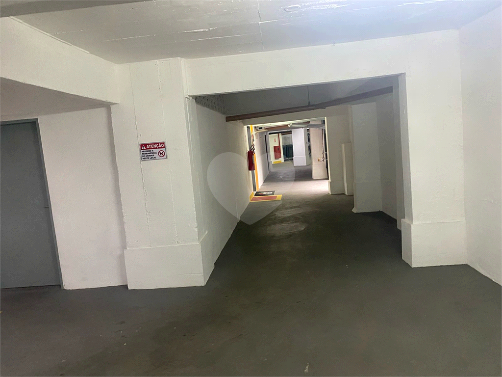 BELA VISTA– 43 m2  Apto reformado ,mobiliado c/ eletrodomésticos, 1 dorm, sala, cozinha, banheiro