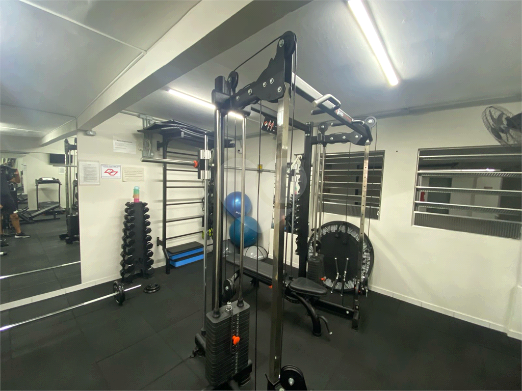 BELA VISTA– 43 m2  Apto reformado ,mobiliado c/ eletrodomésticos, 1 dorm, sala, cozinha, banheiro