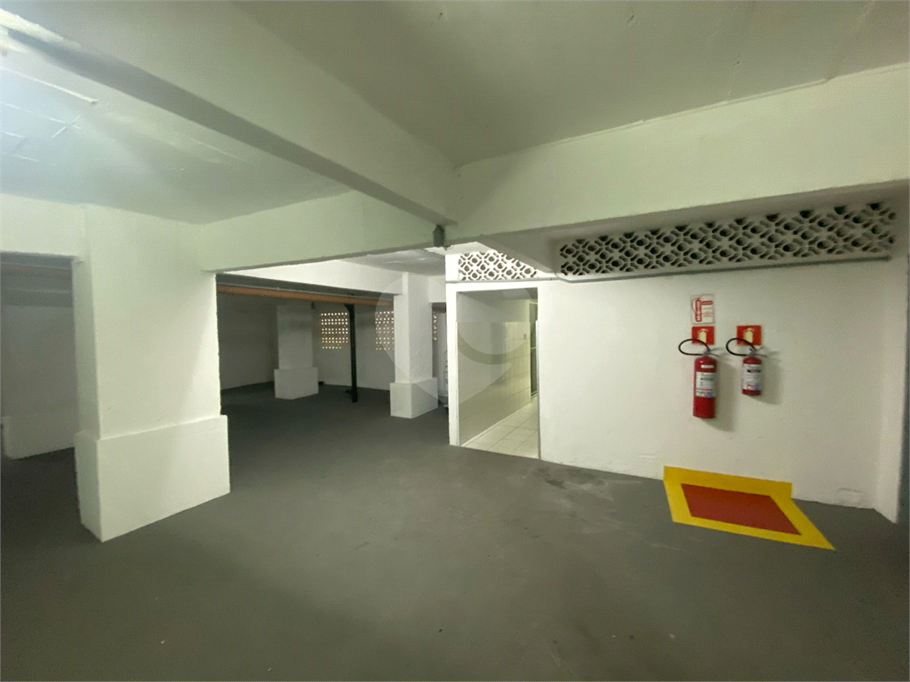 BELA VISTA– 43 m2  Apto reformado ,mobiliado c/ eletrodomésticos, 1 dorm, sala, cozinha, banheiro