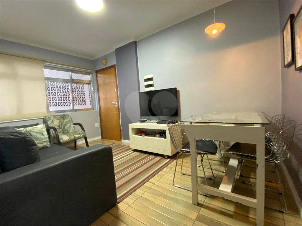 BELA VISTA– 43 m2  Apto reformado ,mobiliado c/ eletrodomésticos, 1 dorm, sala, cozinha, banheiro