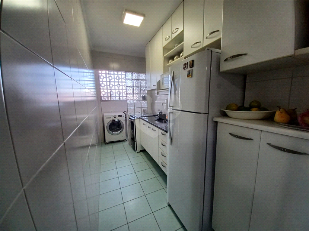 BELA VISTA– 43 m2  Apto reformado ,mobiliado c/ eletrodomésticos, 1 dorm, sala, cozinha, banheiro