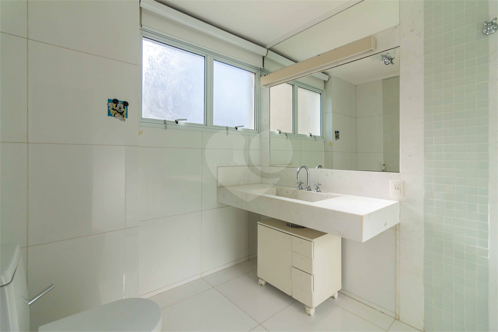 Apartamento Mobiliado para Locação no Jardim Paulista – 207m²