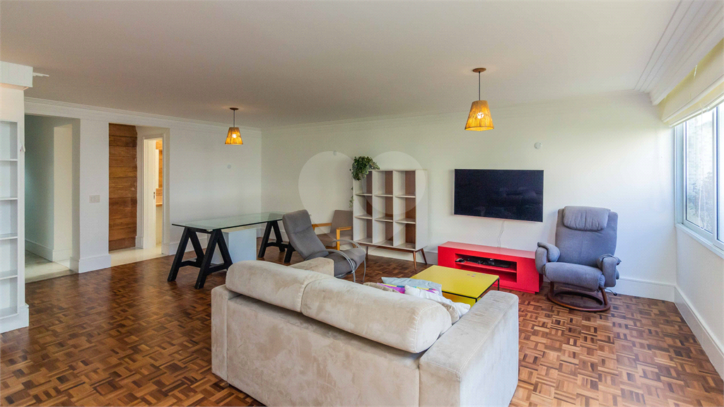 Apartamento Mobiliado para Locação no Jardim Paulista – 207m²