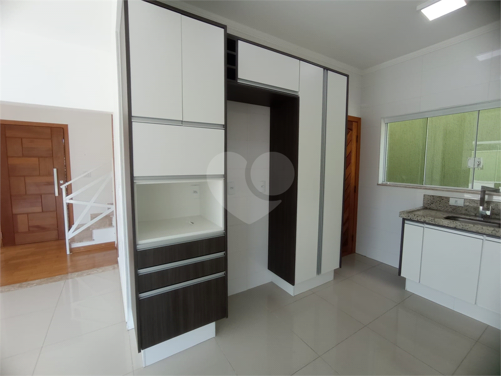 Linda casa com 3 dormiórios a venda em condomíneo fechado na cidade de Atibaia-SP