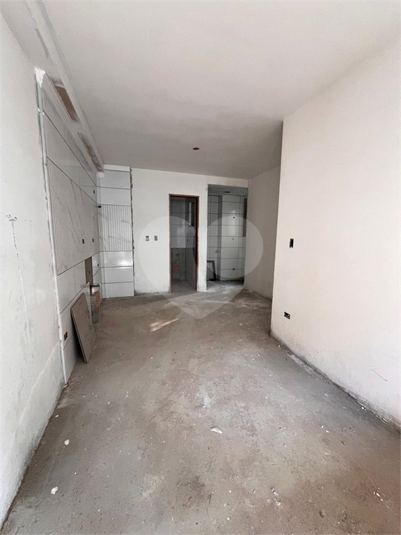 APARTAMENTO em SANTANA