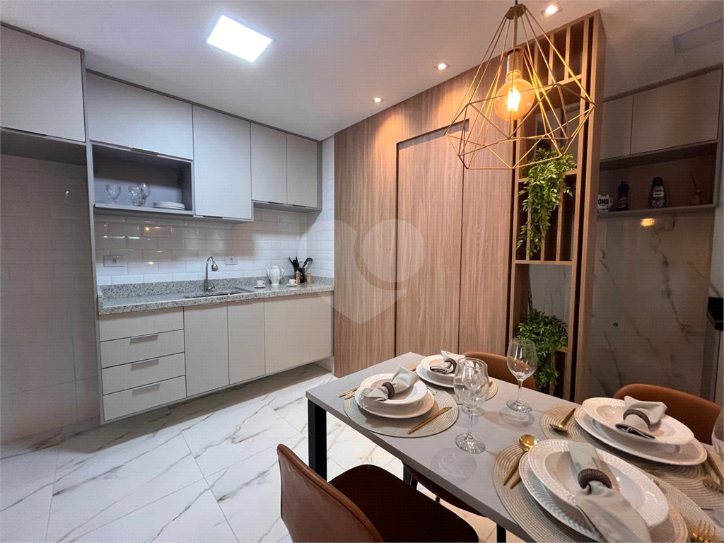 APARTAMENTO em SANTANA