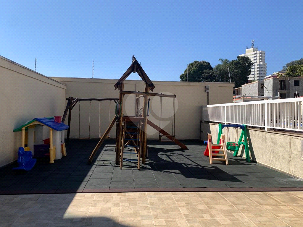 APARTAMENTO em SANTANA