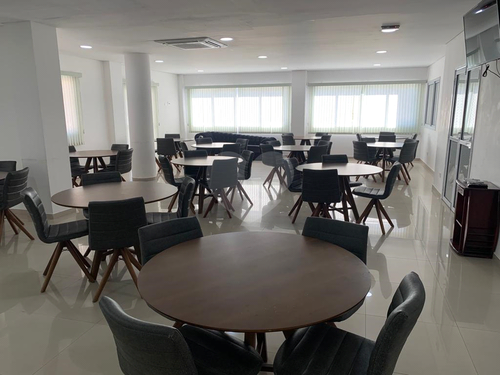 APARTAMENTO em SANTANA
