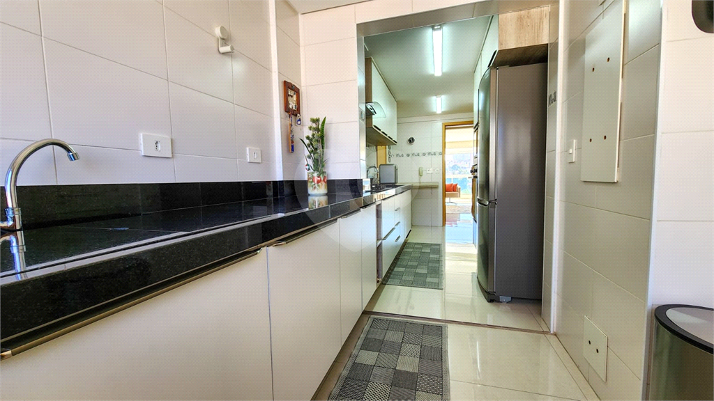 APARTAMENTO em SANTANA