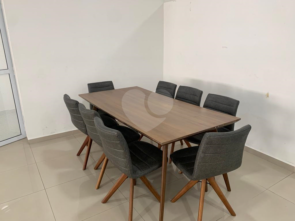 APARTAMENTO em SANTANA