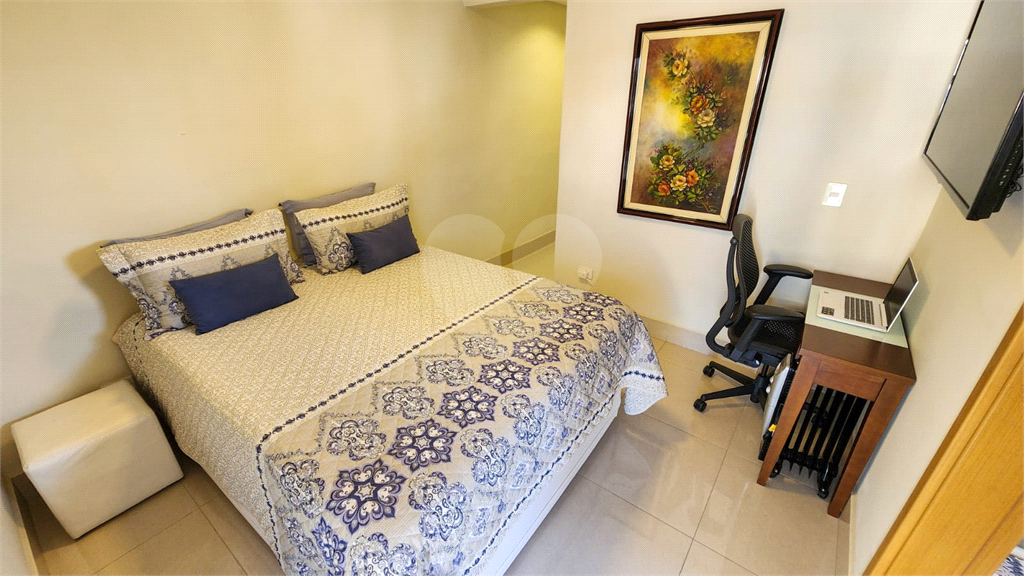 APARTAMENTO em SANTANA