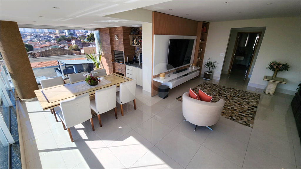 APARTAMENTO em SANTANA
