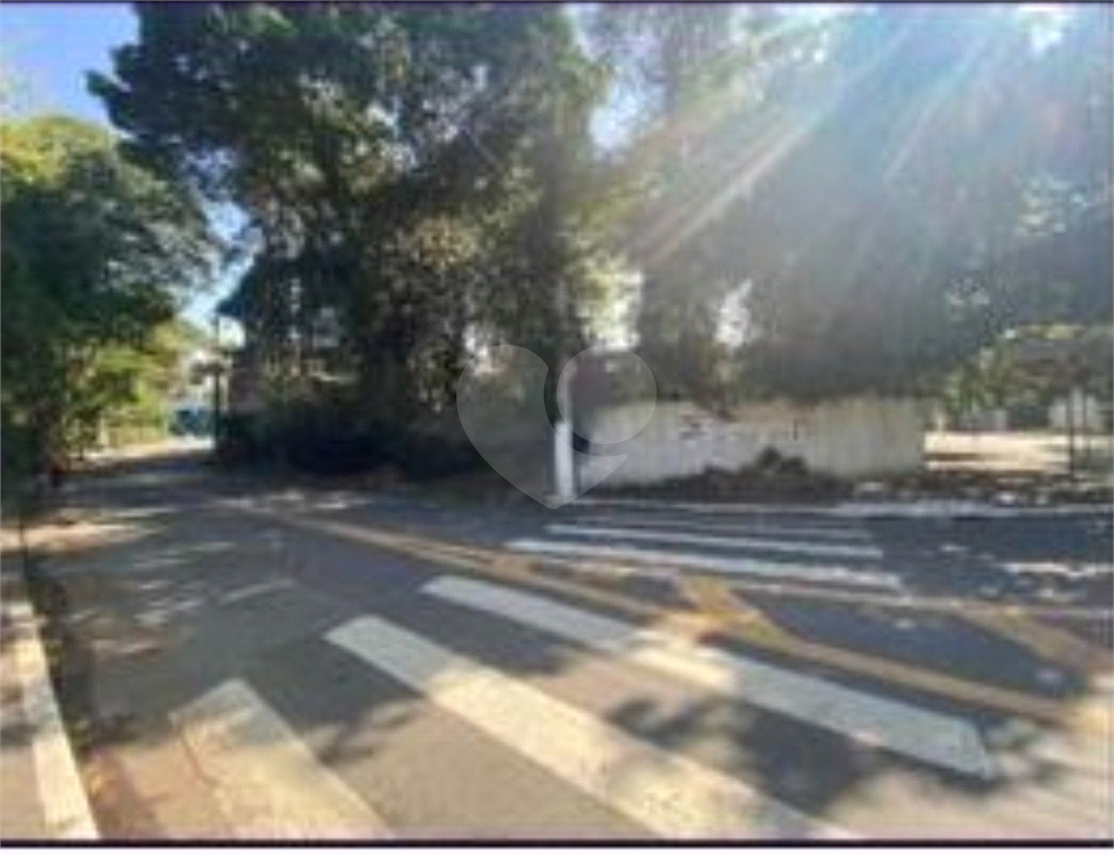 TERRENO em MORUMBI