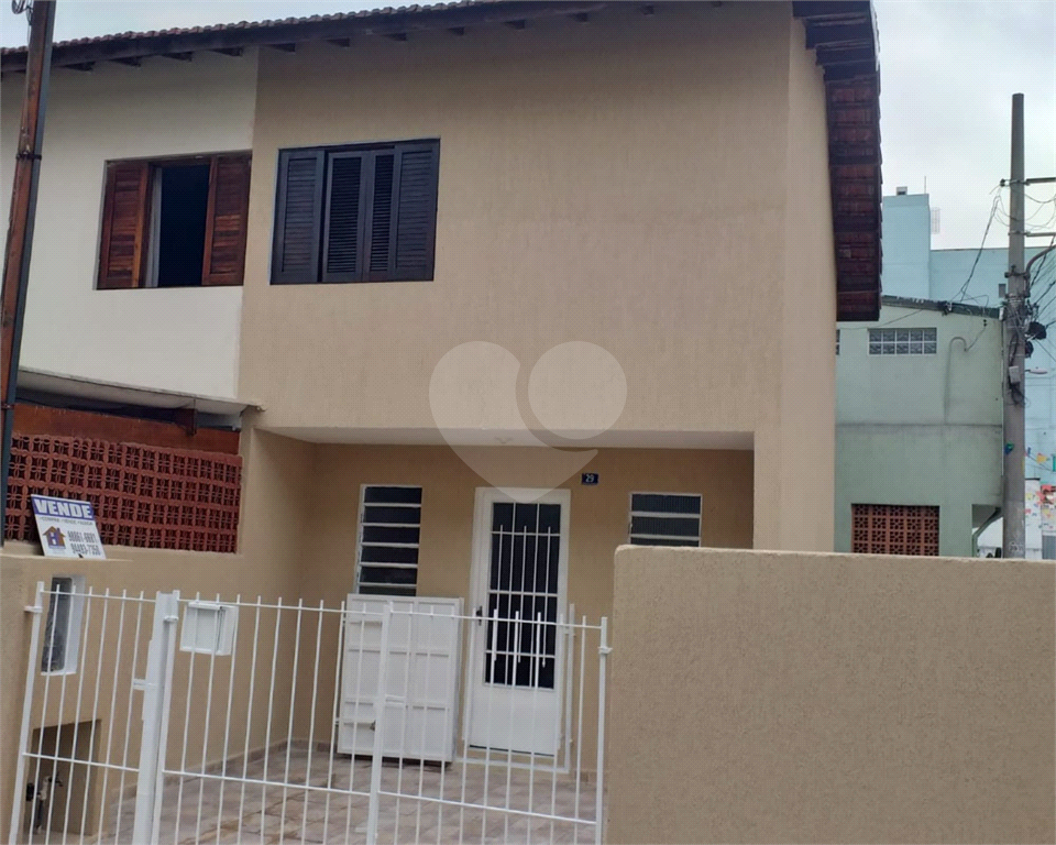 Sobrado à venda com 2 quartos, 82m² - Foto 2