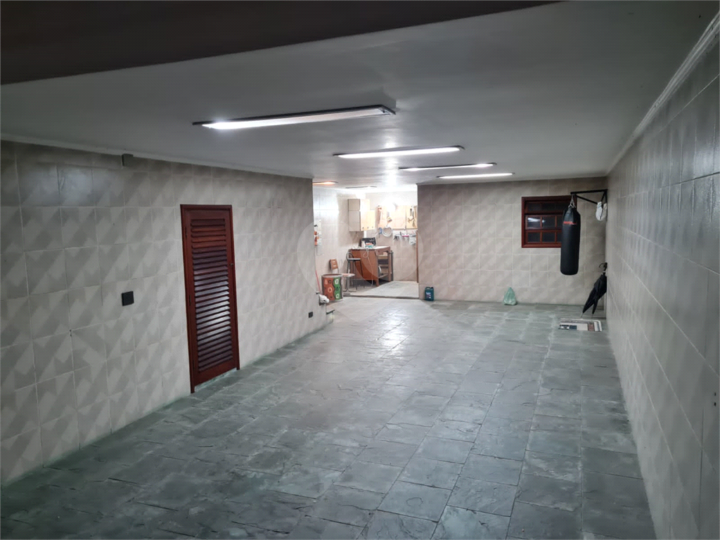 Sobrado à venda com 3 quartos, 276m² - Foto 27