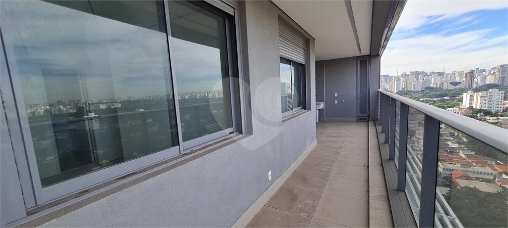 Apartamento à venda em Pinheiros cpm varanda,  2 quartos sendo 1 suíte 2 vagas