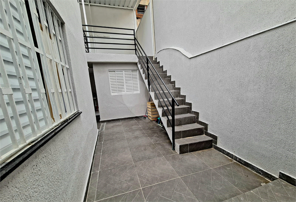 Casa à venda com 4 quartos, 180m² - Foto 27