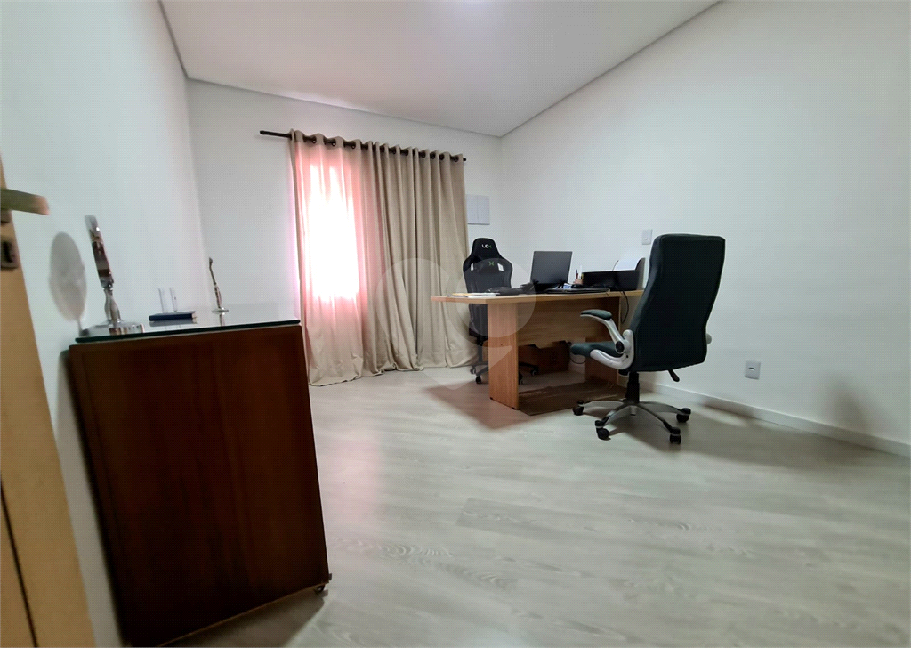 Casa à venda com 4 quartos, 180m² - Foto 16