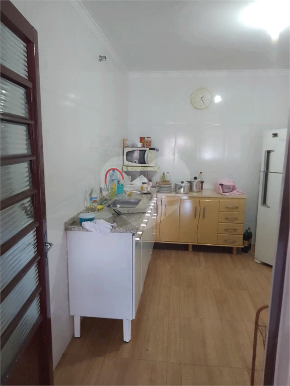 Casa à venda com 2 quartos, 100m² - Foto 3