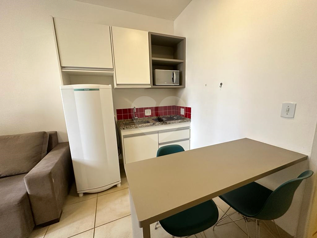 Apartamento à venda com 1 quarto, 32m² - Foto 16