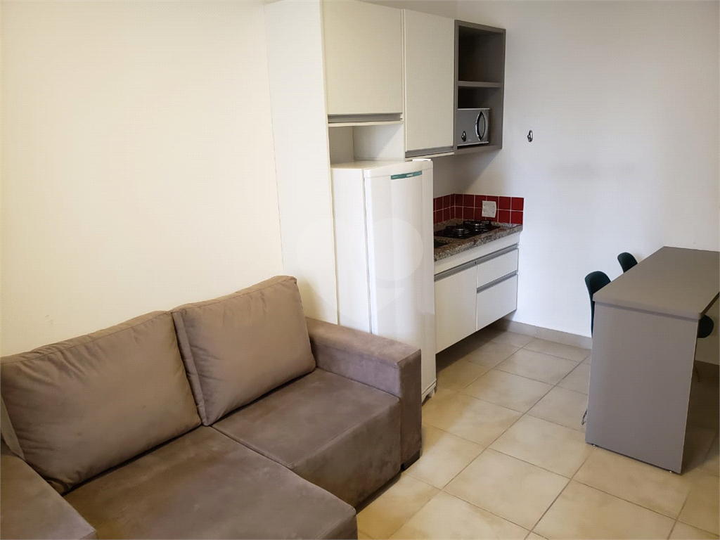 Apartamento à venda com 1 quarto, 32m² - Foto 1