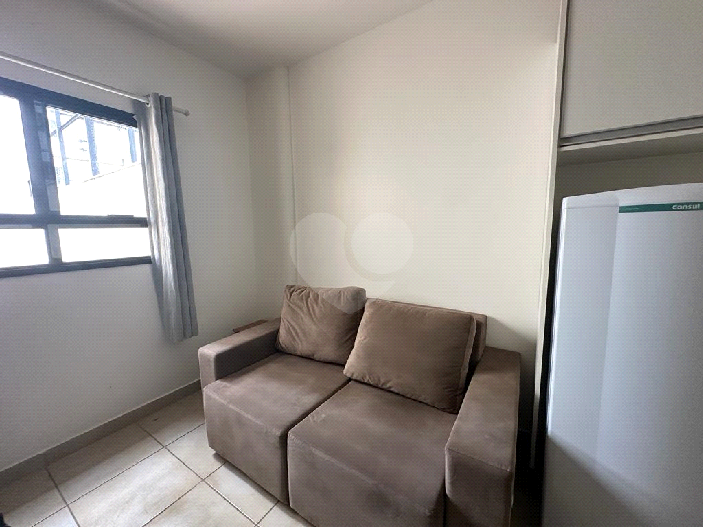 Apartamento à venda com 1 quarto, 32m² - Foto 15