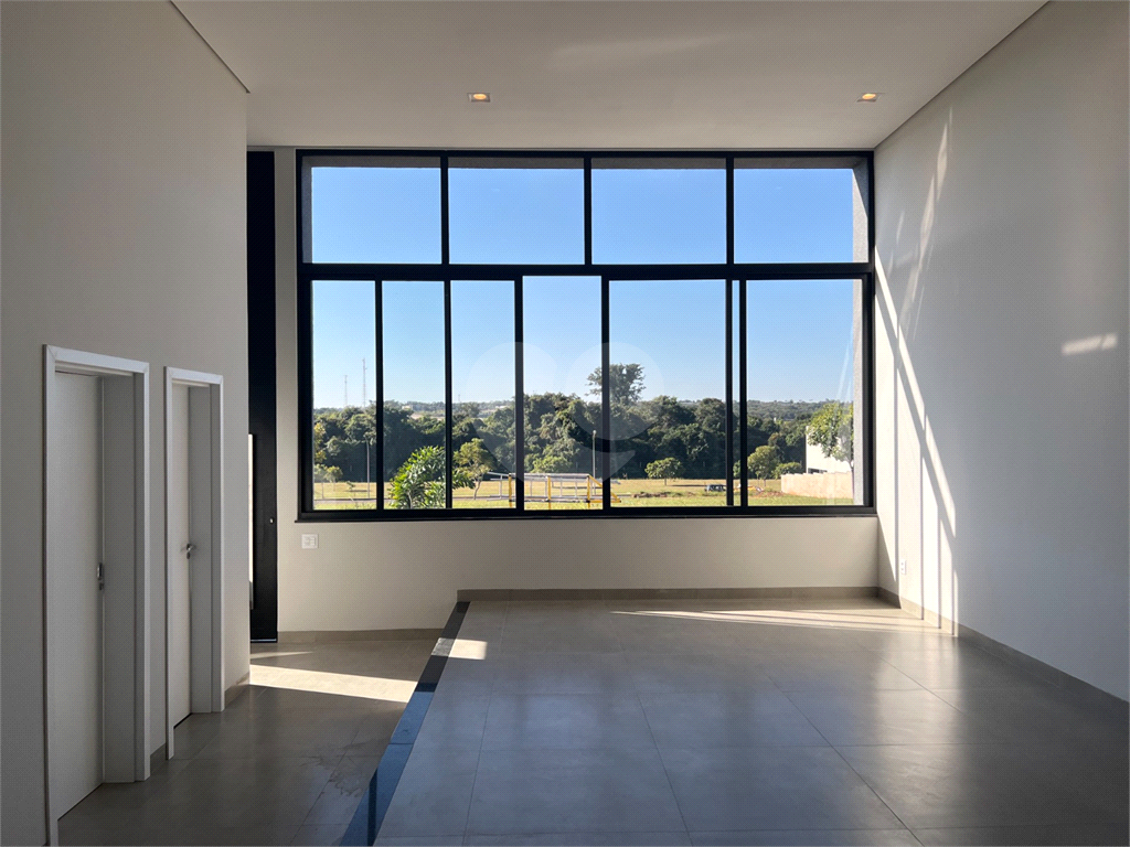 Casa à venda e aluguel com 3 quartos, 302m² - Foto 3
