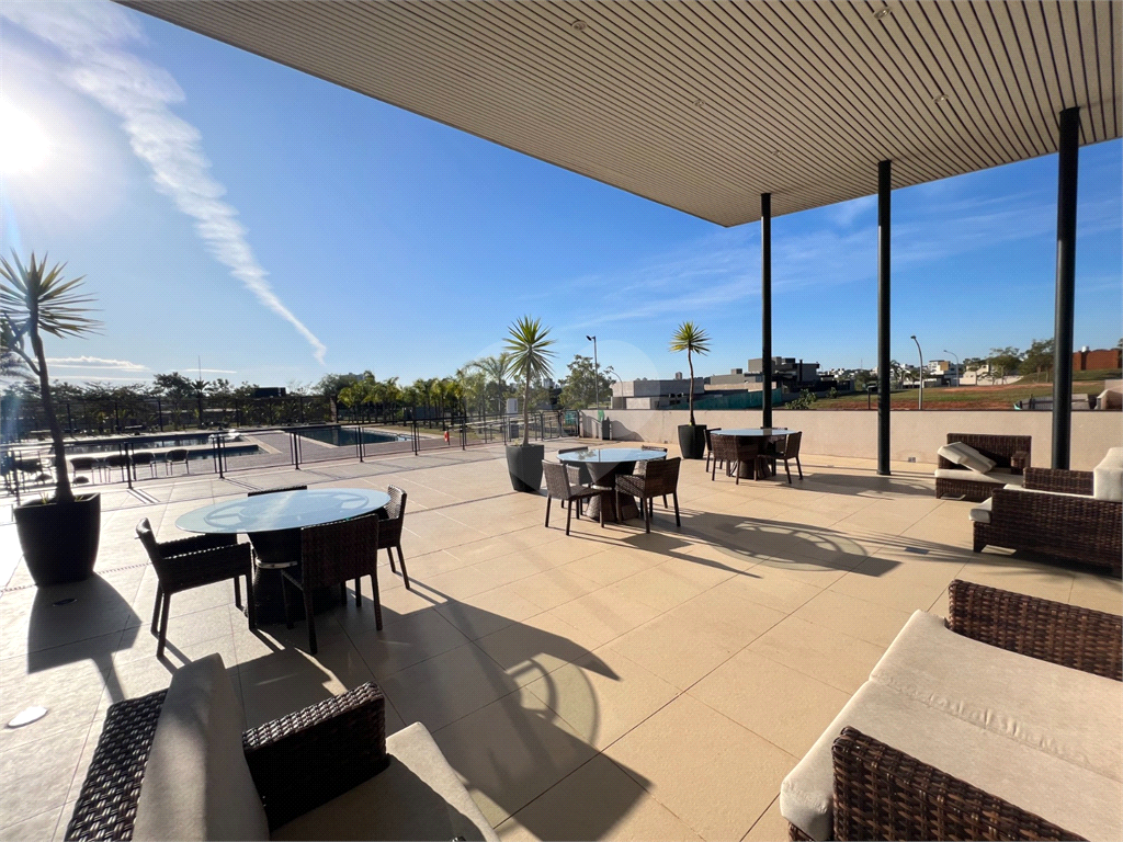 Casa à venda e aluguel com 3 quartos, 302m² - Foto 25