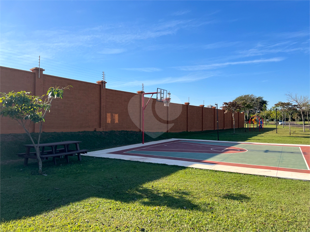 Casa à venda e aluguel com 3 quartos, 302m² - Foto 28