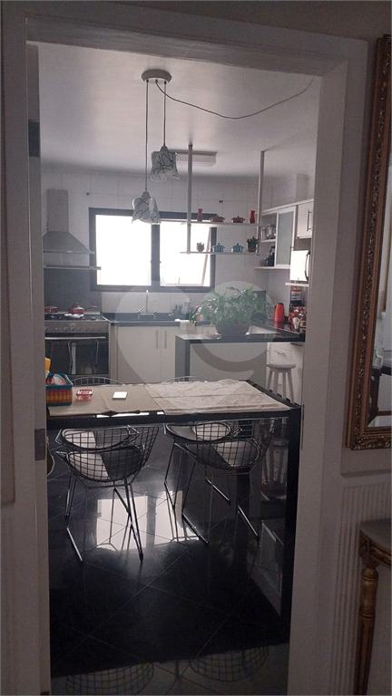 APARTAMENTO em SANTANA