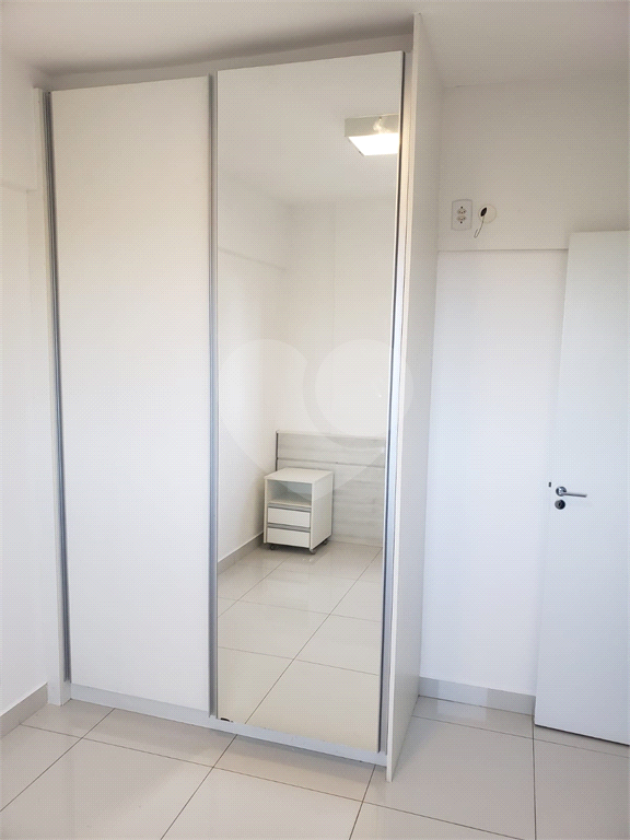 Apartamento à venda com 3 quartos, 80m² - Foto 8