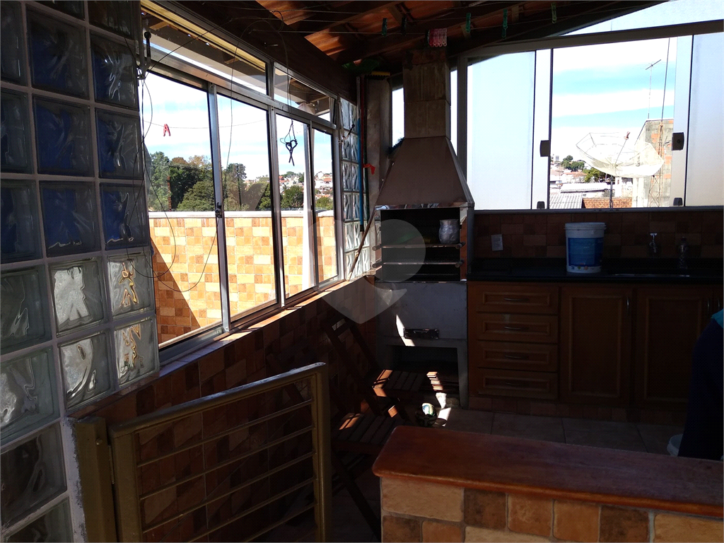 Casa à venda com 3 quartos, 290m² - Foto 4