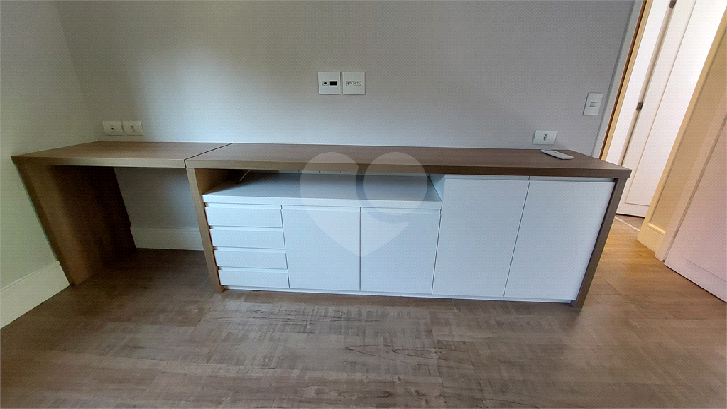 APARTAMENTO em VILA MADALENA