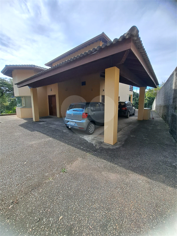 Linda chácara á venda na zona comercial 1 na cidade de Itatiba-SP