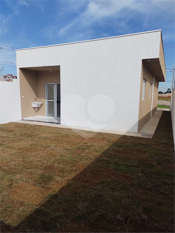 Casa Térrea a venda em.Cotia - Condominio Lago dos Passaros