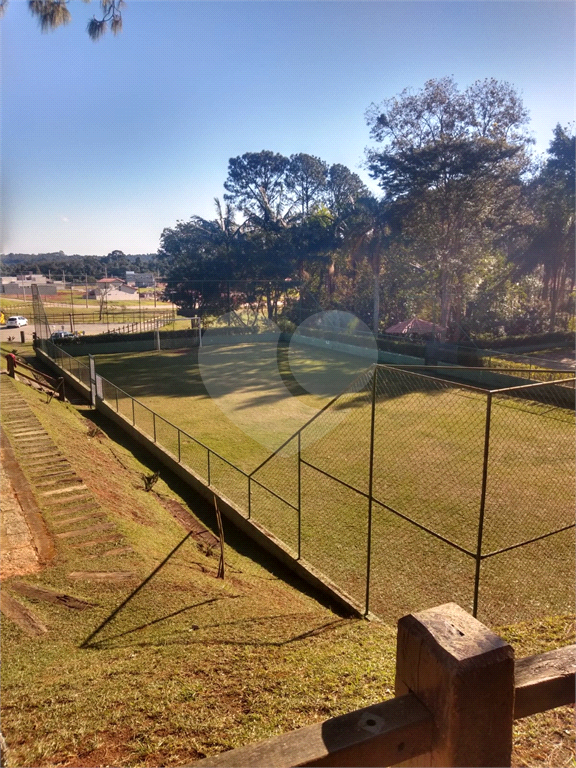 Casa Térrea a venda em.Cotia - Condominio Lago dos Passaros
