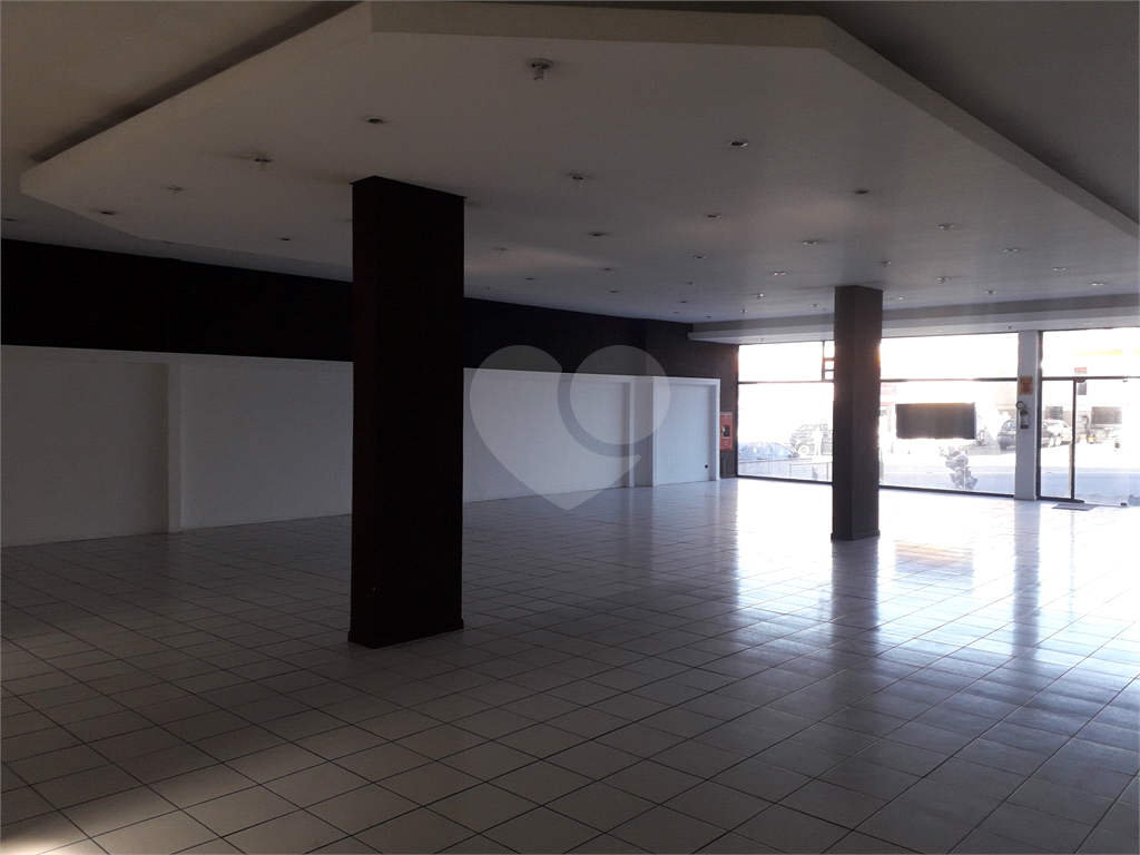 Salão Comercial / Loja 280 m² para locação na Vila Gustavo SP