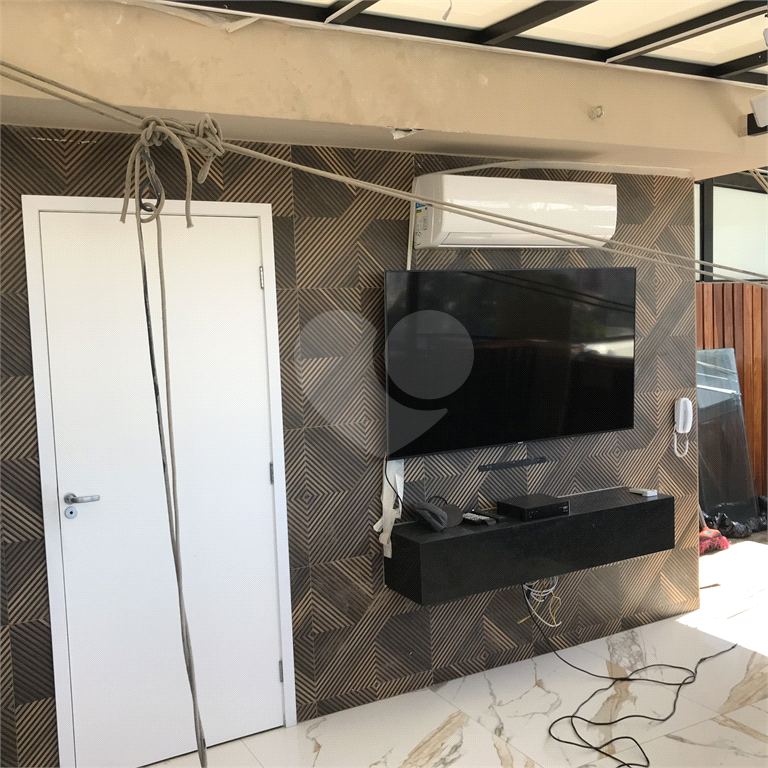 APARTAMENTO em TUCURUVI