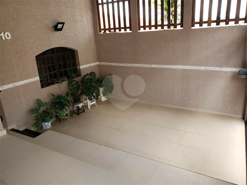 Casa à venda em Jardim Europa com 300 m²