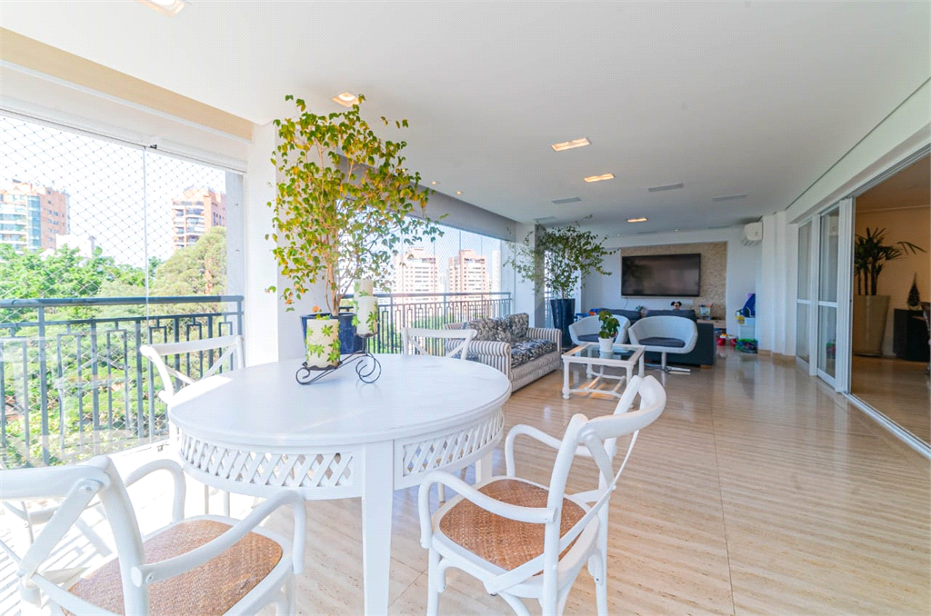Apartamento 285m²  em Altíssimo Padrão à venda na Moóca