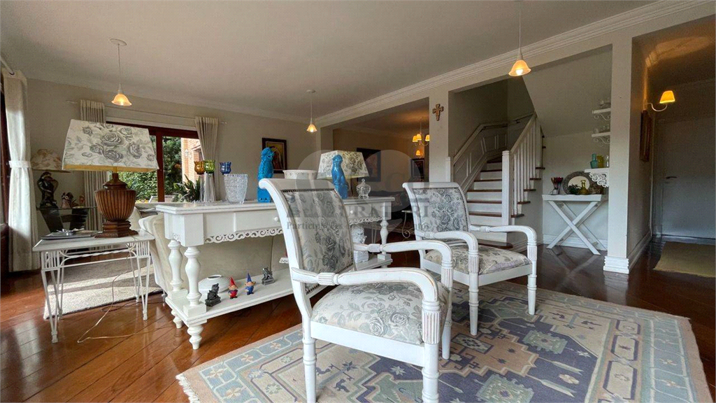 Casa com 5 suites, 585 m² Descansópolis – Condomínio Residencial Véu da Noiva - Campos do Jordão/SP