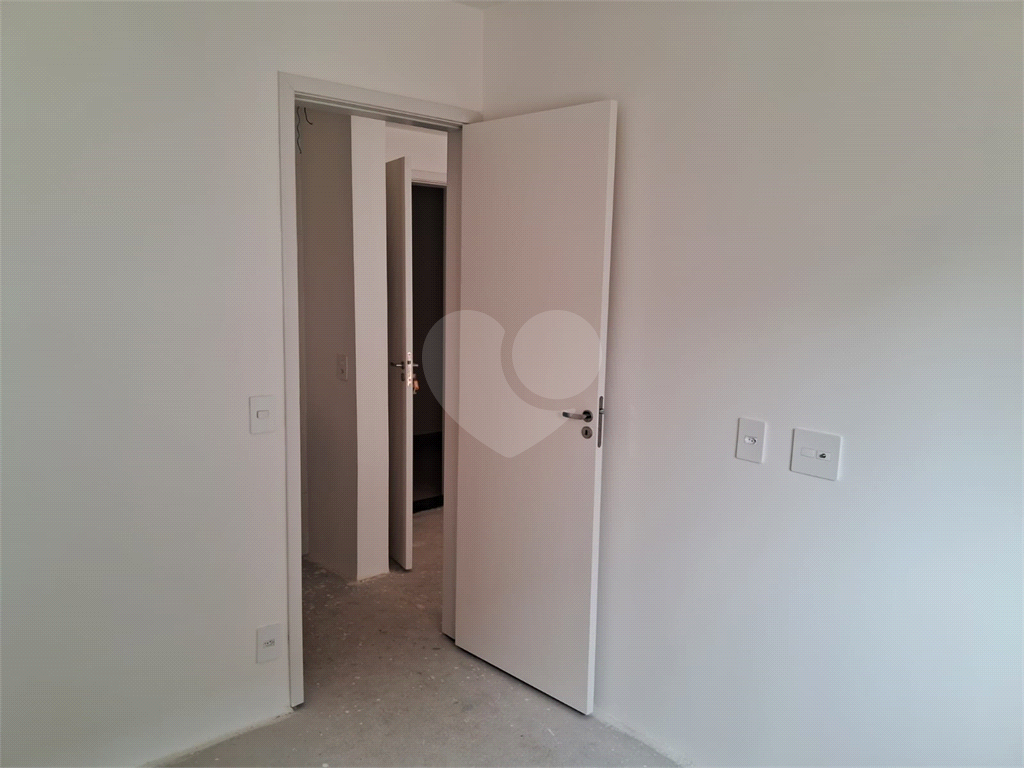 APARTAMENTO em TUCURUVI