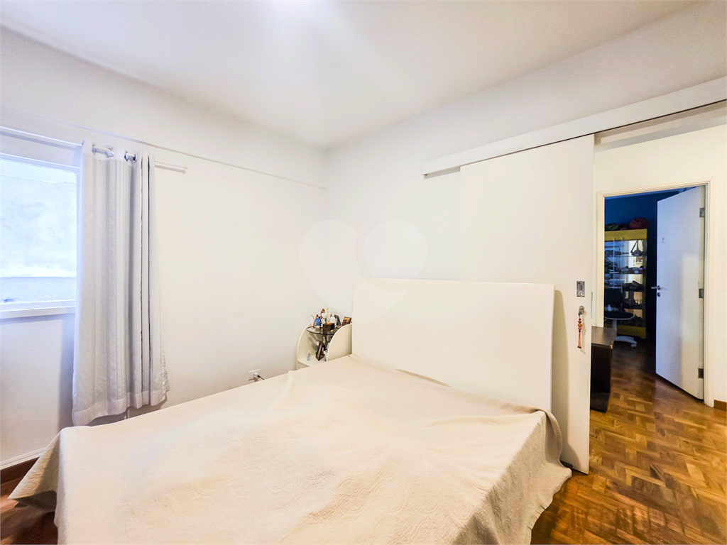 Apartamento - Jardins - 3 Quartos / Dormitórios - 1 Vaga - Venda / Compra - Próximo ao Metrô