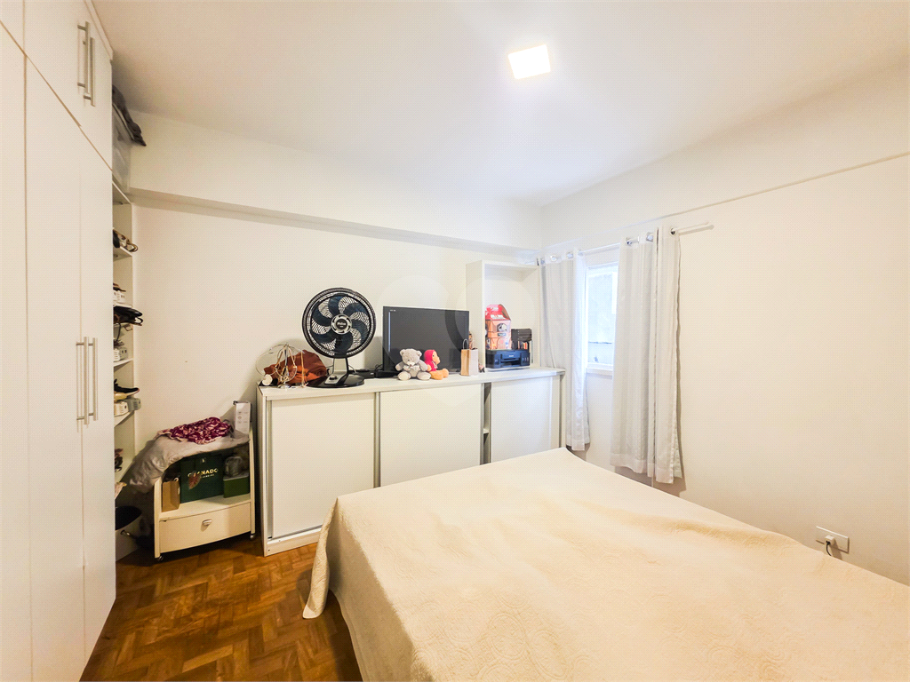 Apartamento - Jardins - 3 Quartos / Dormitórios - 1 Vaga - Venda / Compra - Próximo ao Metrô