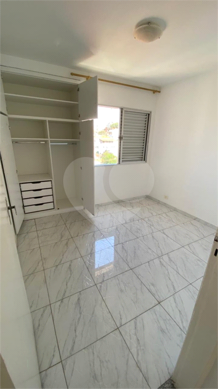 APARTAMENTO em SANTANA